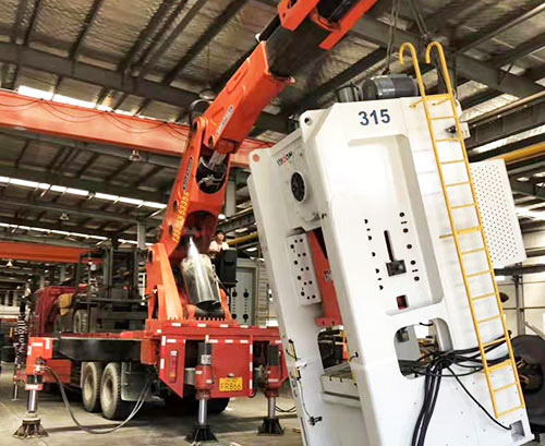 椰林镇提升工作效率，选择优质折臂吊租赁服务