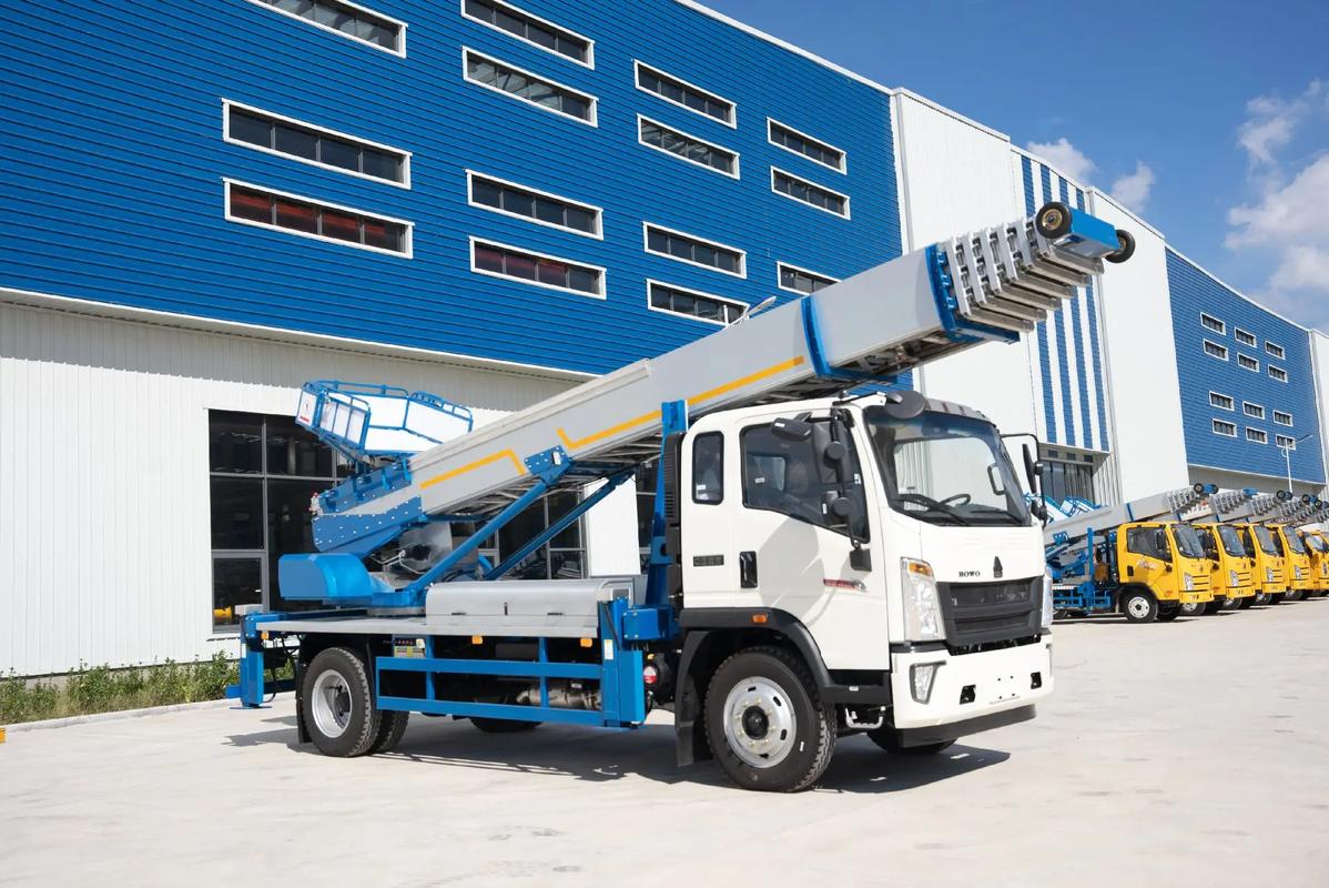 椰林镇出租云梯车高空作业车 建筑垃圾搬运